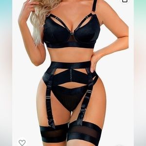 NWT - Kaei & Shi Black Sheer Garter 4 Piece Thong Lingerie Set
